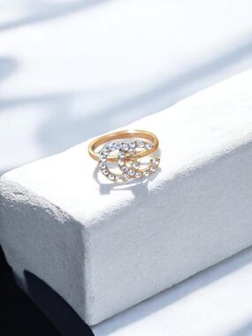 Stainless Steel Gold-Plated Crystal Double-Curve Fashion Ring